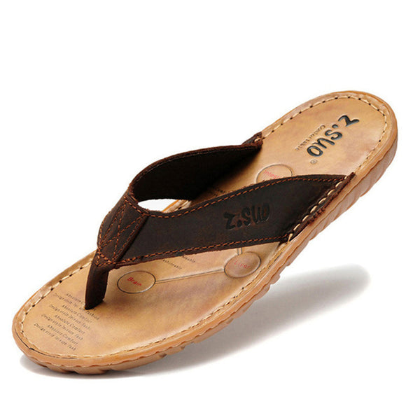 Men's flip flops Genuine leather Slippers Summer fashion beach sandals.
