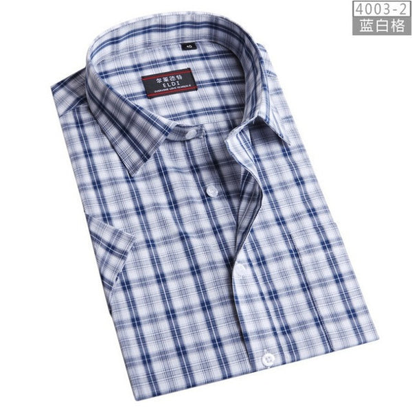 Men's short-sleeved plaid shirt summer new fashion England shirt mens slim fit.