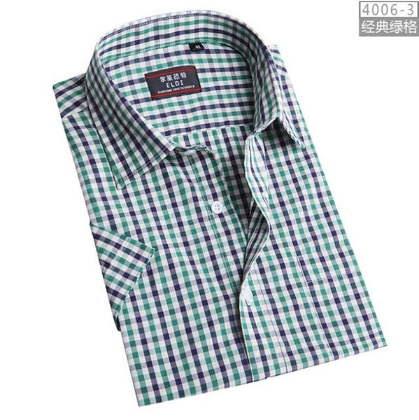 Men's short-sleeved plaid shirt summer new fashion England shirt mens slim fit.