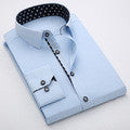 2017 New spring fashion solid shirts men slim long sleeved cotton Business dress shirts.